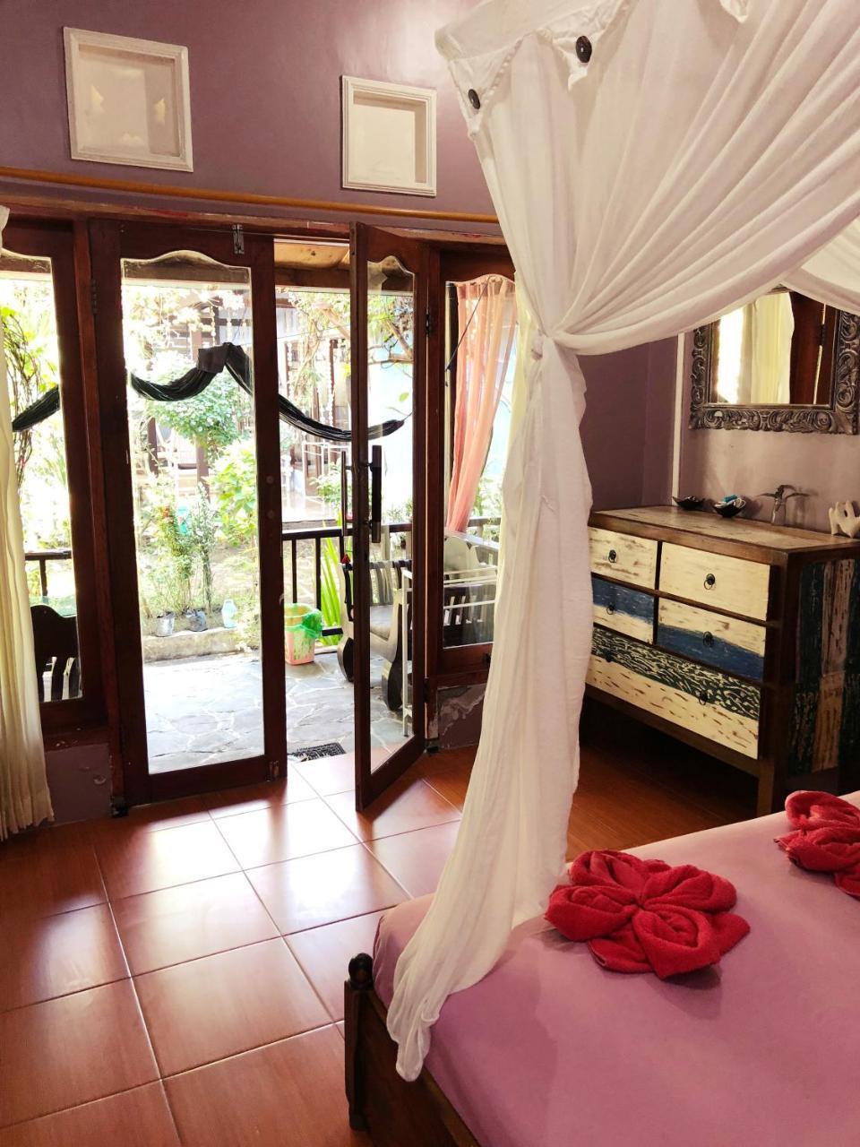 Bed and Breakfast Salon de Nomad Gili T. Gili Trawangan Exterior foto