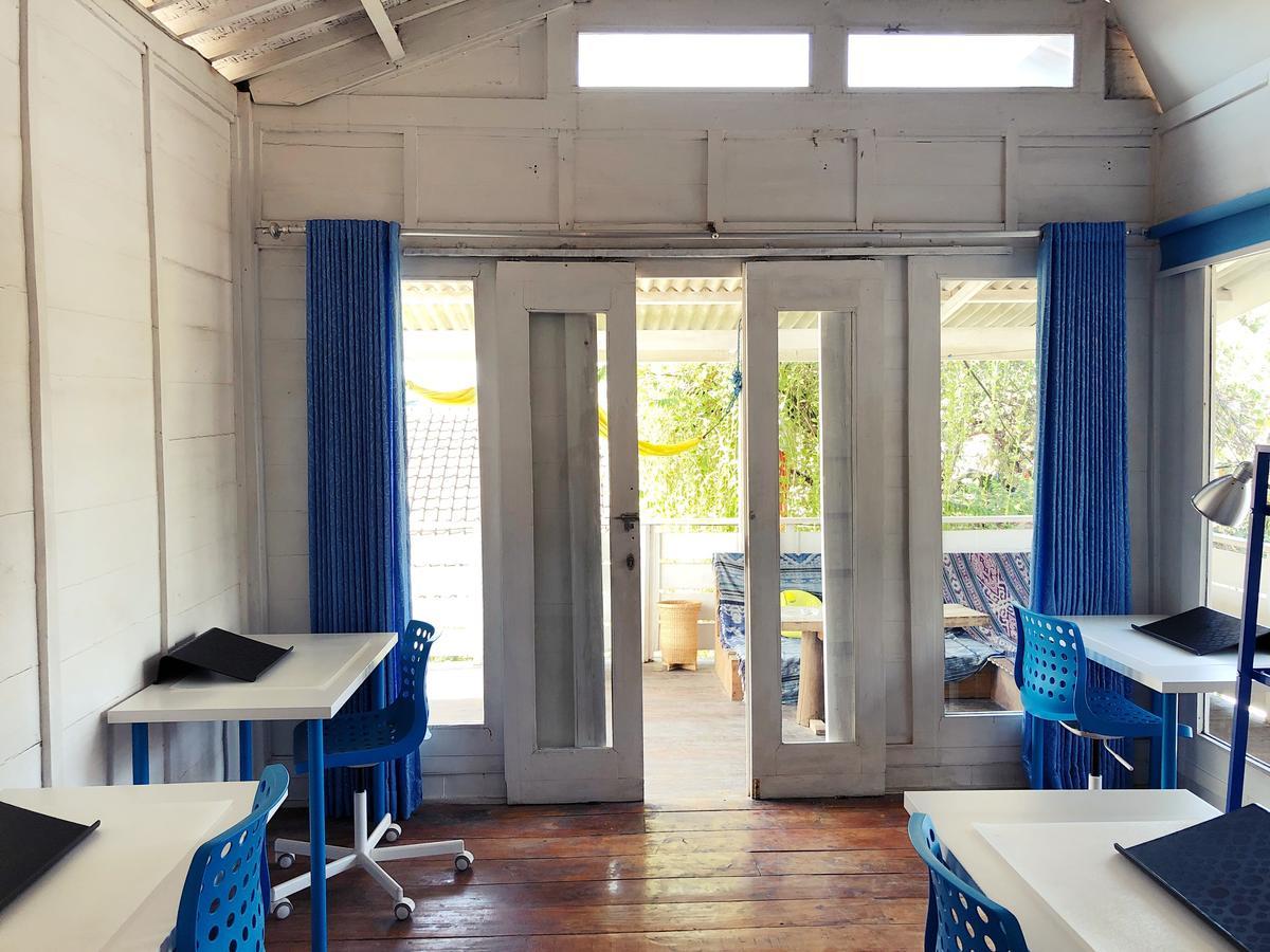 Bed and Breakfast Salon de Nomad Gili T. Gili Trawangan Exterior foto