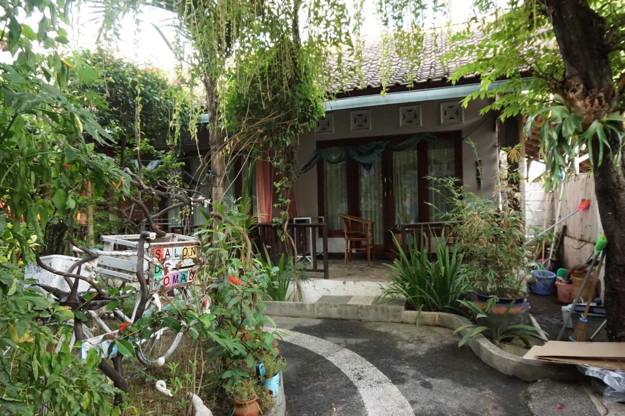 Bed and Breakfast Salon de Nomad Gili T. Gili Trawangan Exterior foto