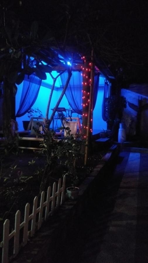 Bed and Breakfast Salon de Nomad Gili T. Gili Trawangan Exterior foto